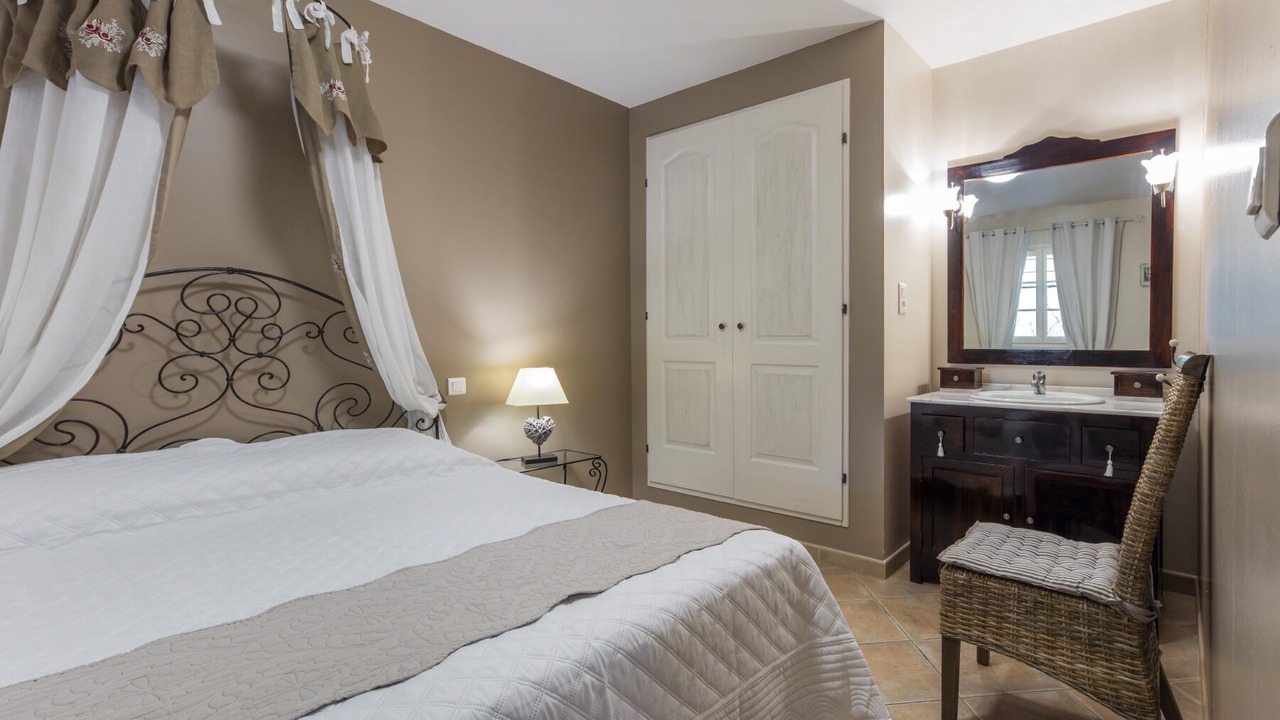 Photo of Bedroom in Grillon