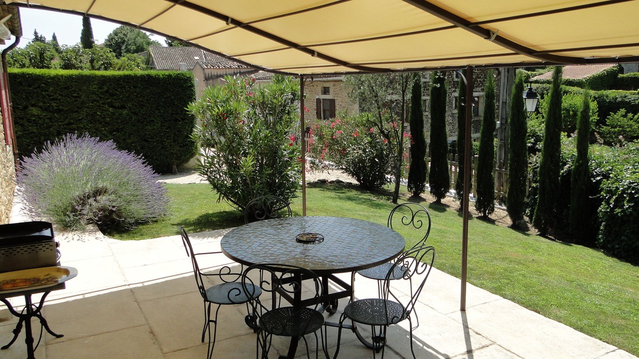 Photo of Outdoor in Grillon