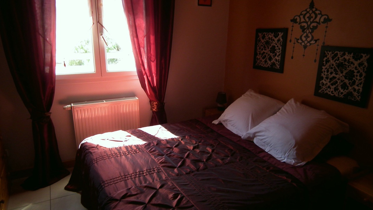 Photo of Bedroom in Reynes