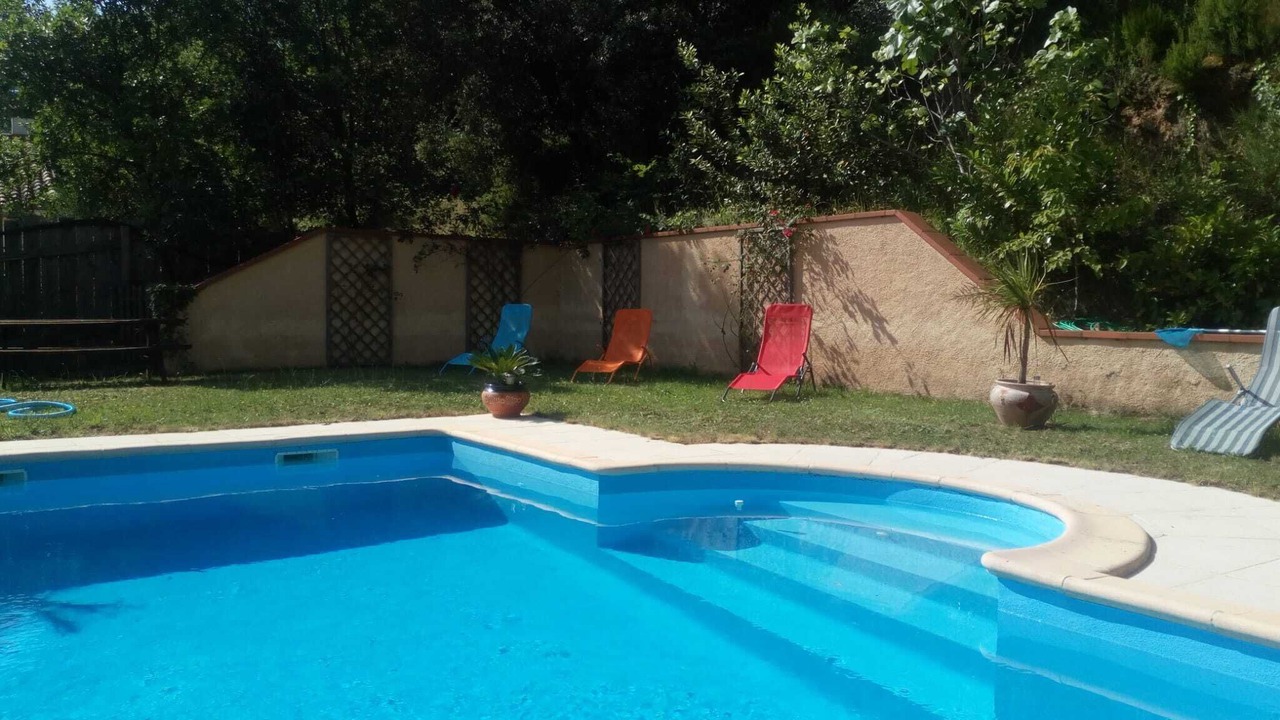 Photo of Outdoor in Reynes