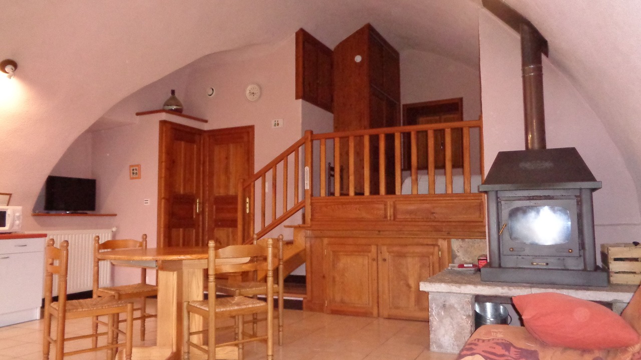 Photo of Livingroom in Saint-Andre-de-Vezines