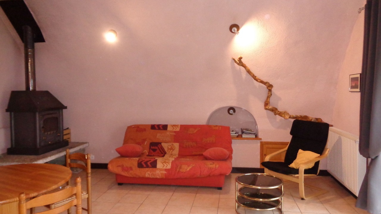 Photo of Livingroom in Saint-Andre-de-Vezines