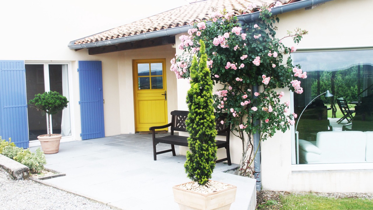 Photo of Patio Balcony in Roumengoux