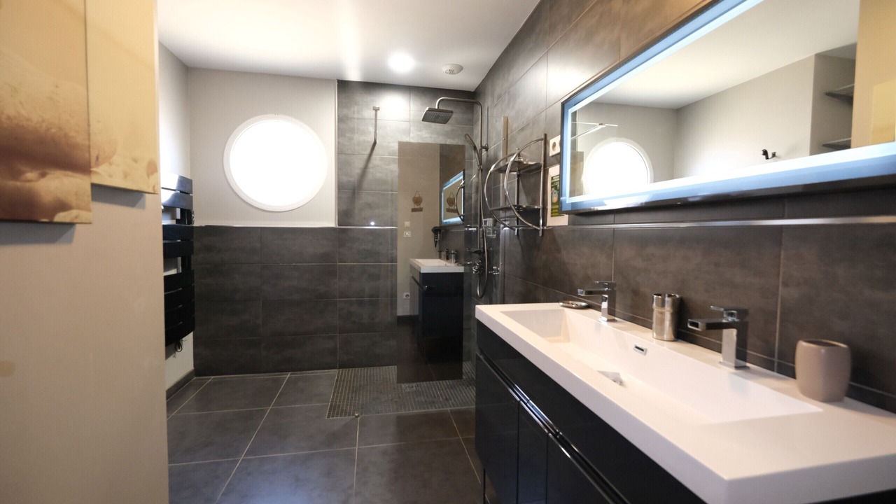 Photo of Bathroom in Aureille