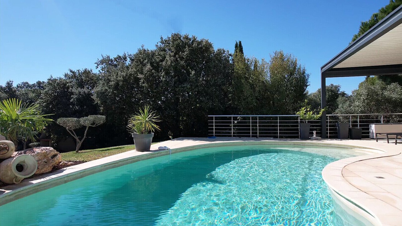 Photo of Outdoor in Aureille