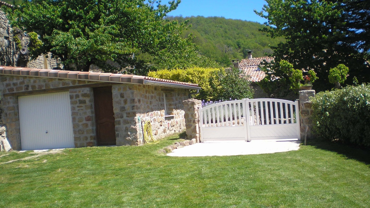 Photo of Outdoor in Laboule