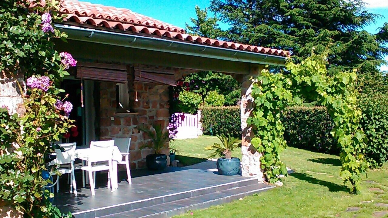 Photo of Patio Balcony in Laboule