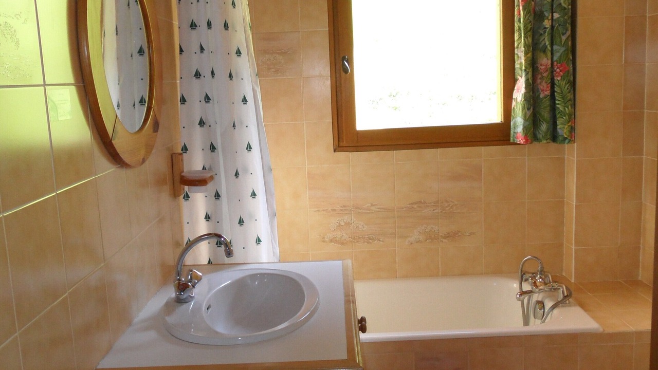 Photo of Bathroom in Beaufort