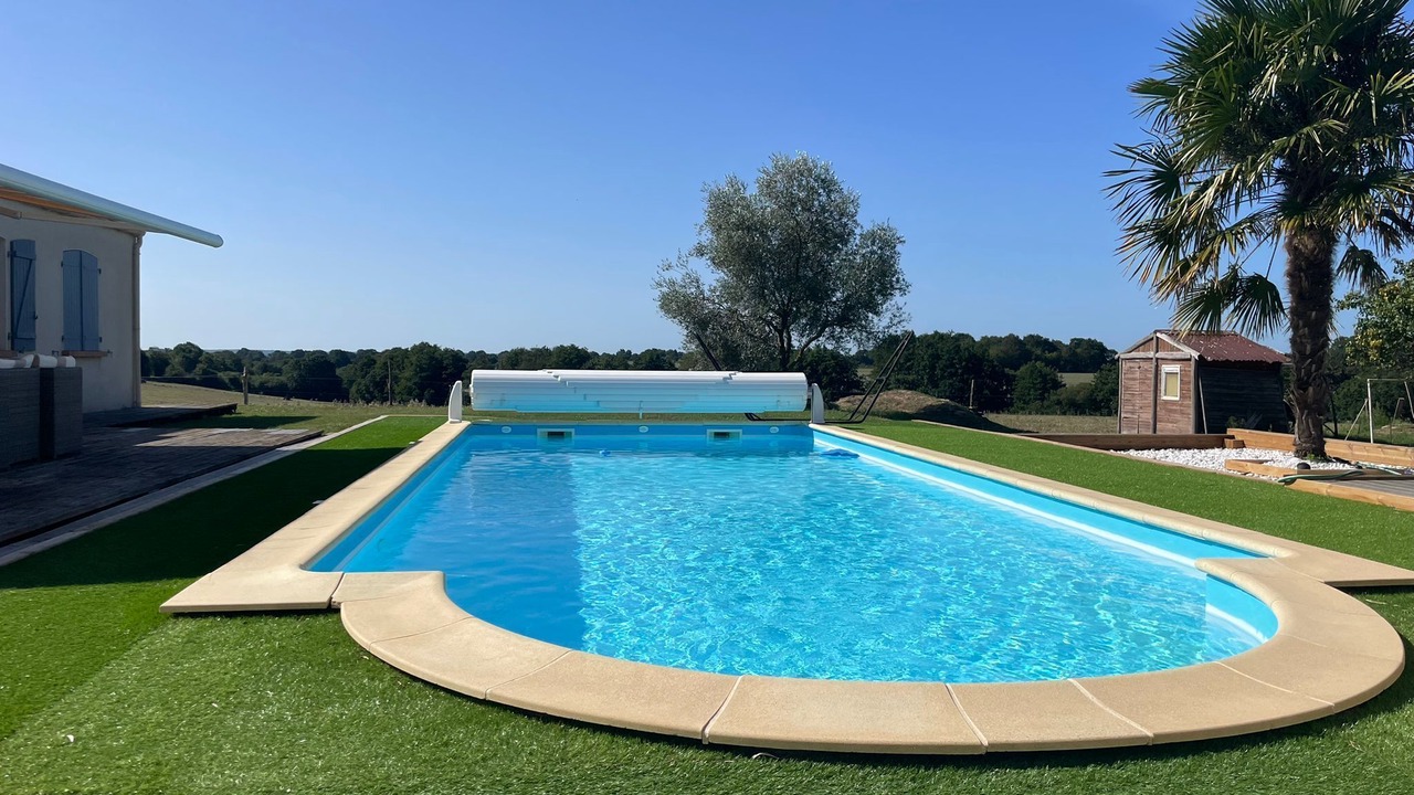 Photo of Outdoor in Chauve