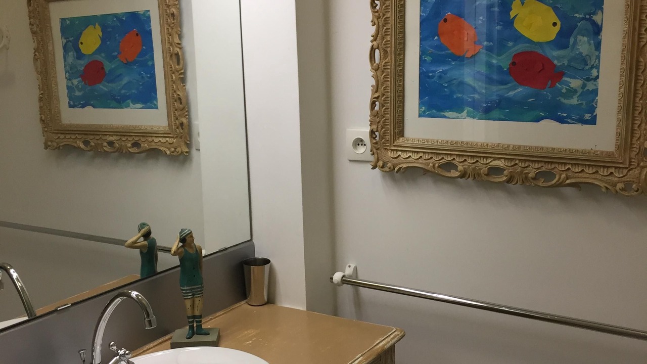 Photo of Bathroom in Saint-Coulomb