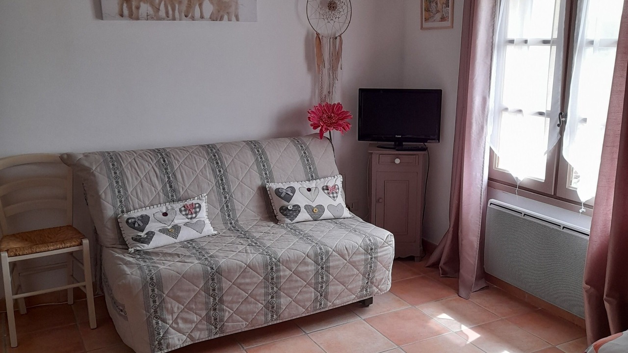 Photo of Bedroom in Beaumes-de-Venise