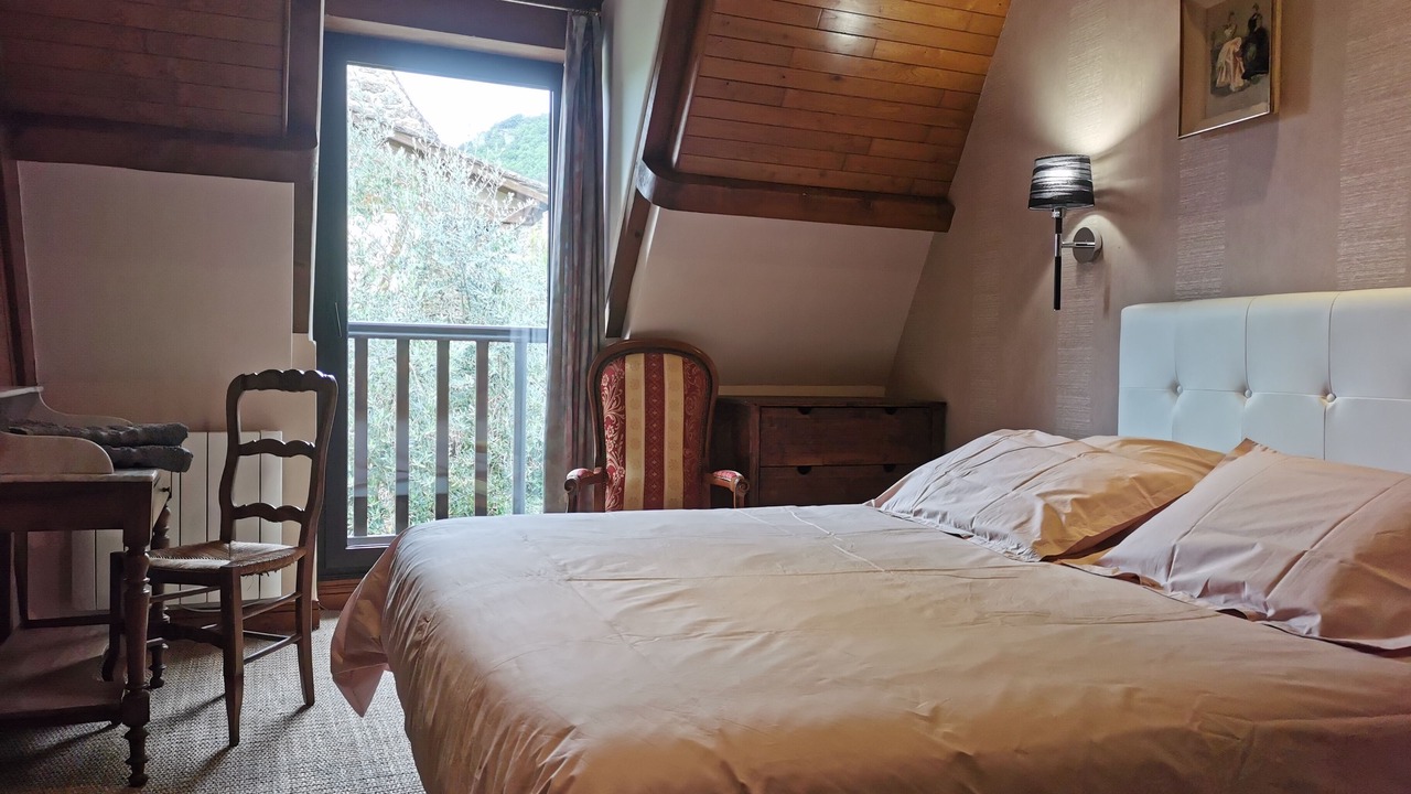 Photo of Bedroom in Beynac-et-Cazenac
