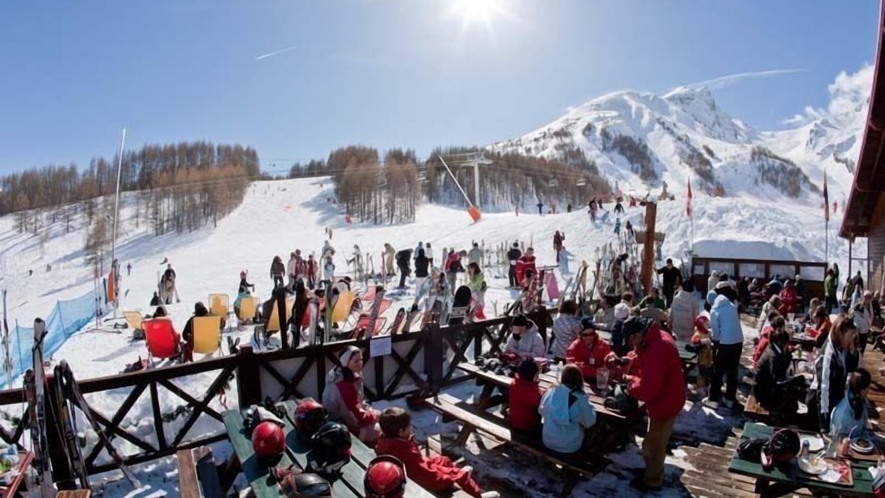 Photo of Others in Allos
