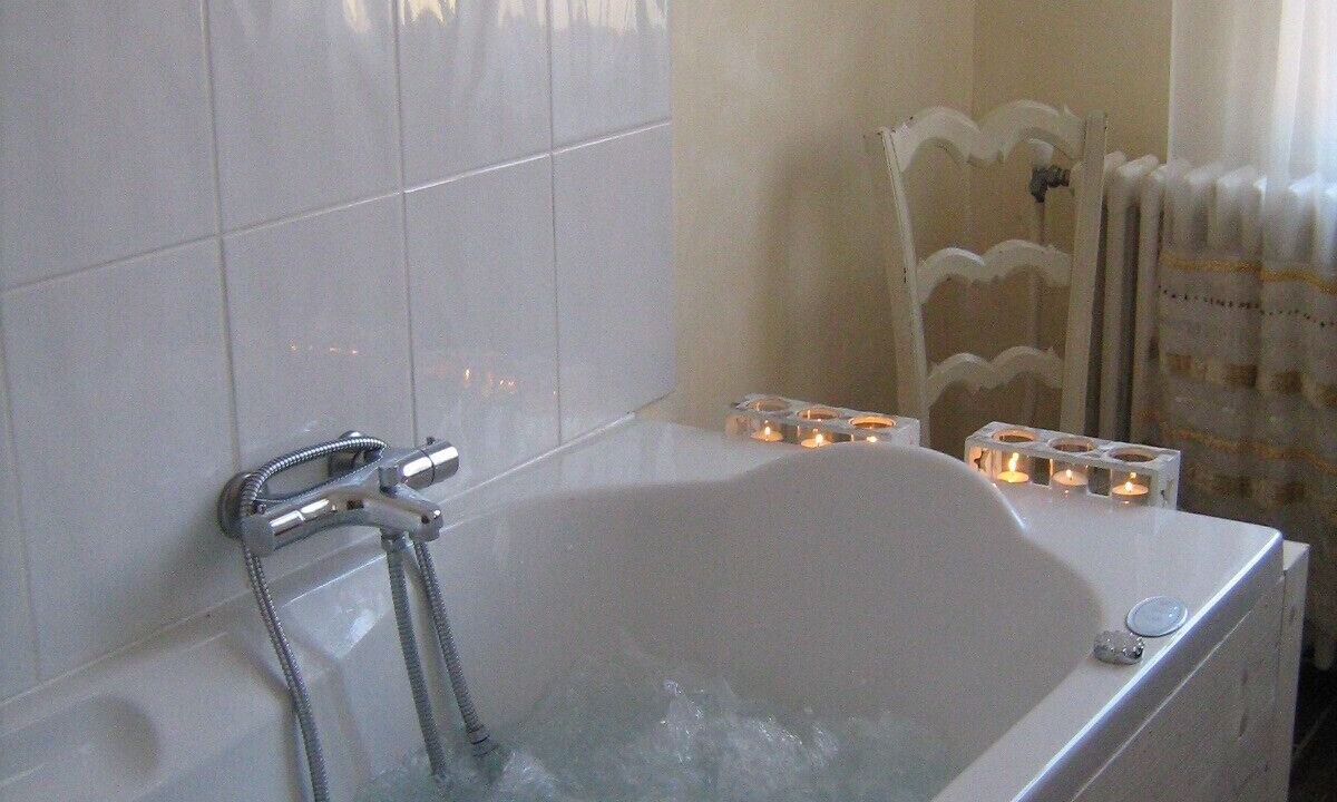 Photo of Bathroom in Offranville