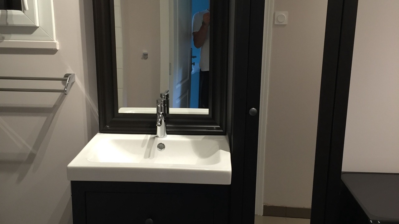Photo of Bathroom in Fiquefleur-Equainville