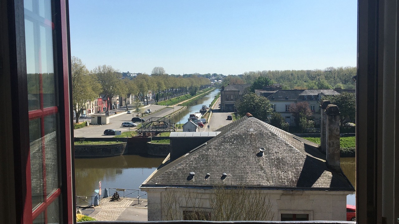 Photo of Others in Redon