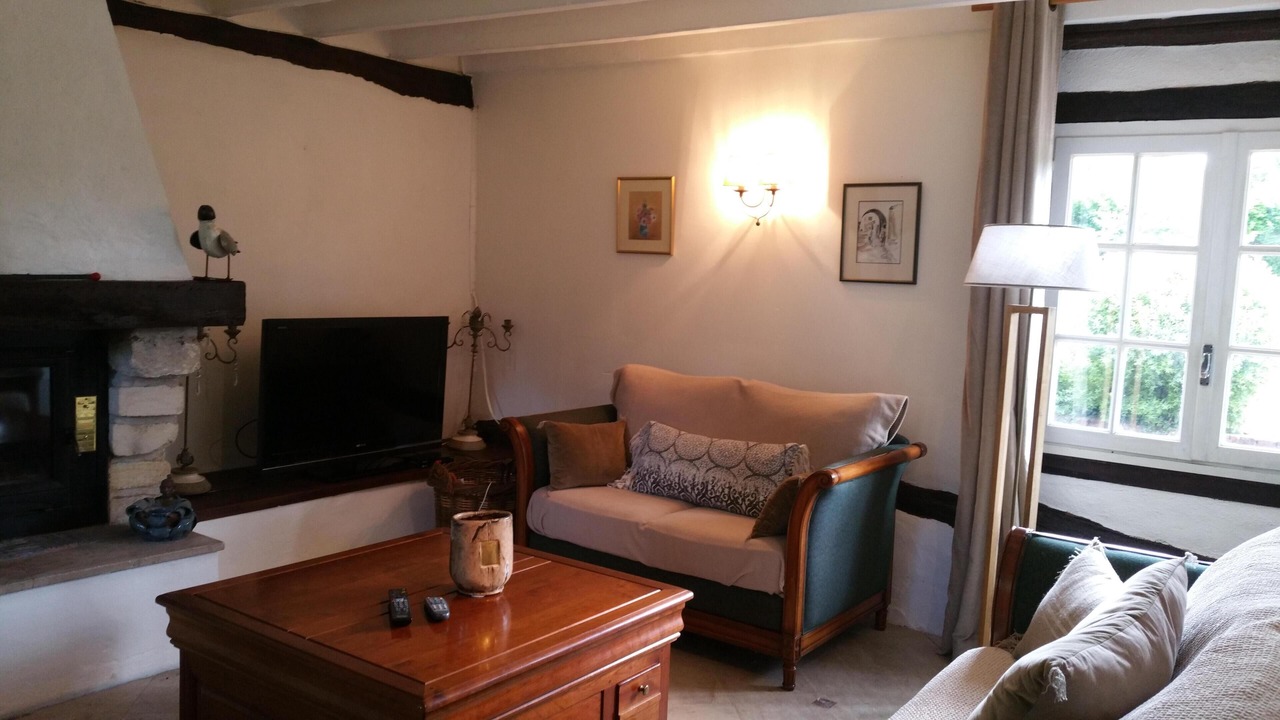 Photo of Livingroom in Manneville-la-Raoult