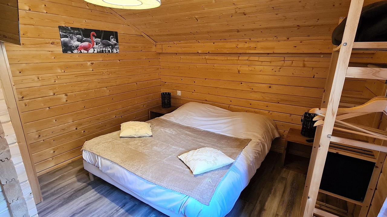 Photo of Bedroom in Venosc