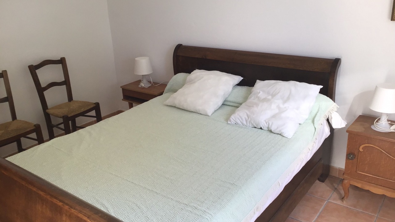 Photo of Bedroom in Serignan