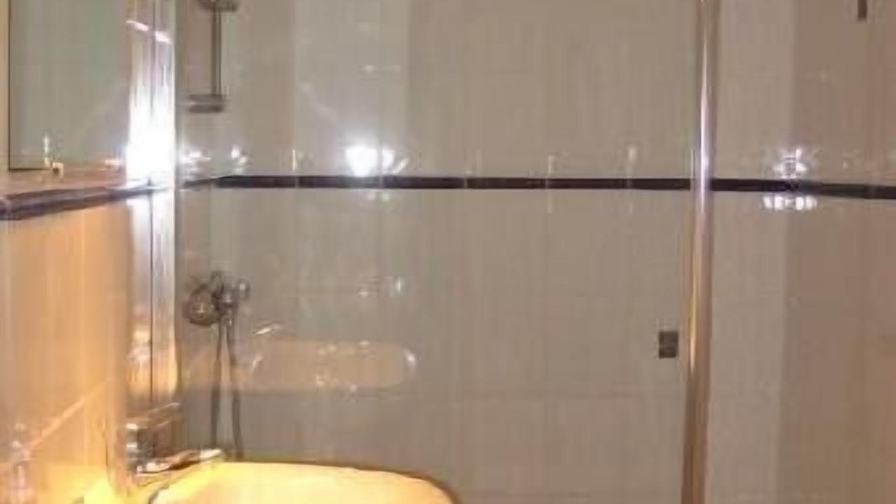 Photo of Bathroom in Serignan