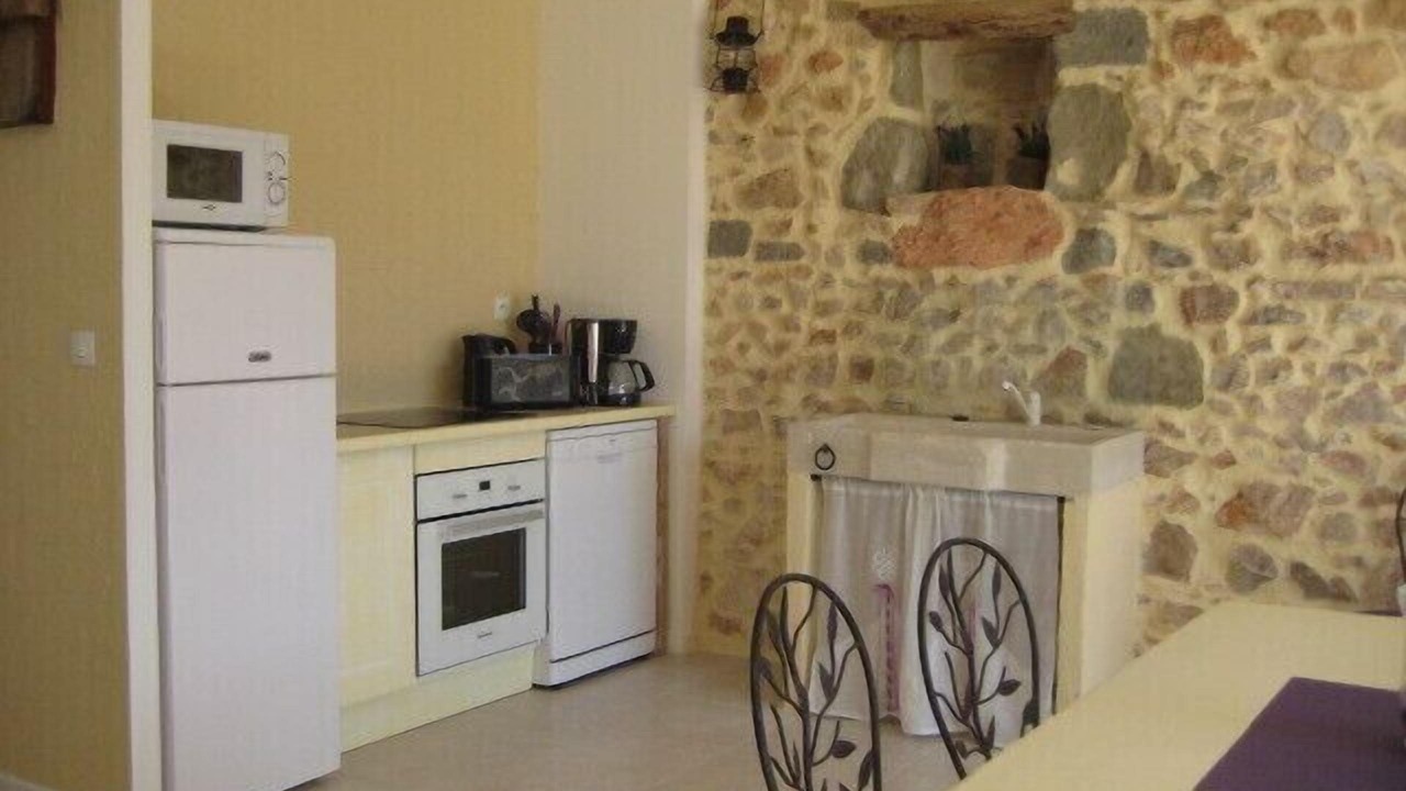 Photo of Kitchen in Pomerols