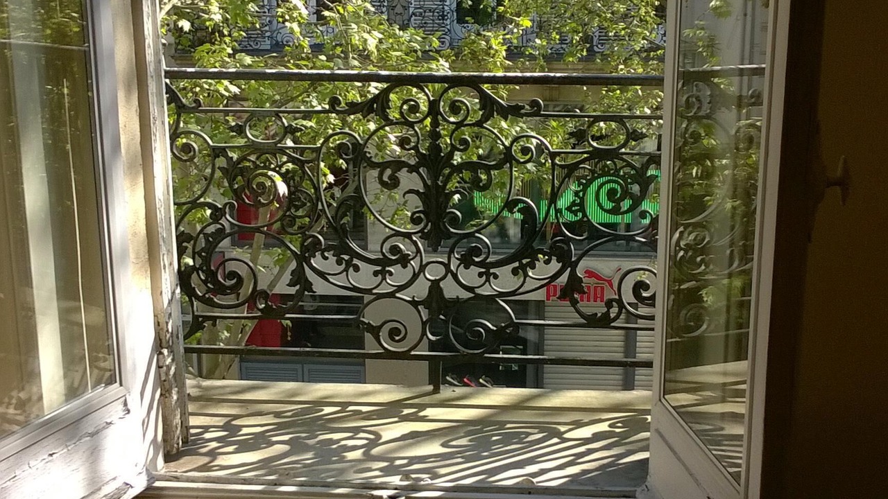 Photo of Patio Balcony in Saint-Merri