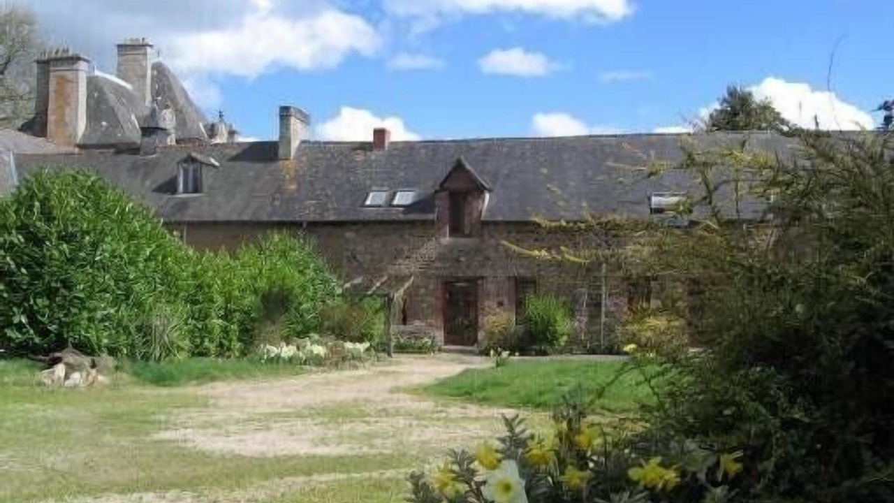 Photo of Outdoor in Irodouer