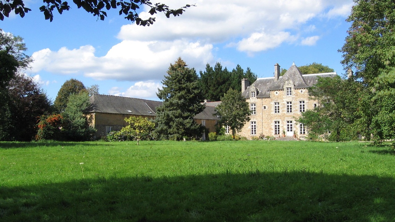 Photo of Outdoor in Irodouer