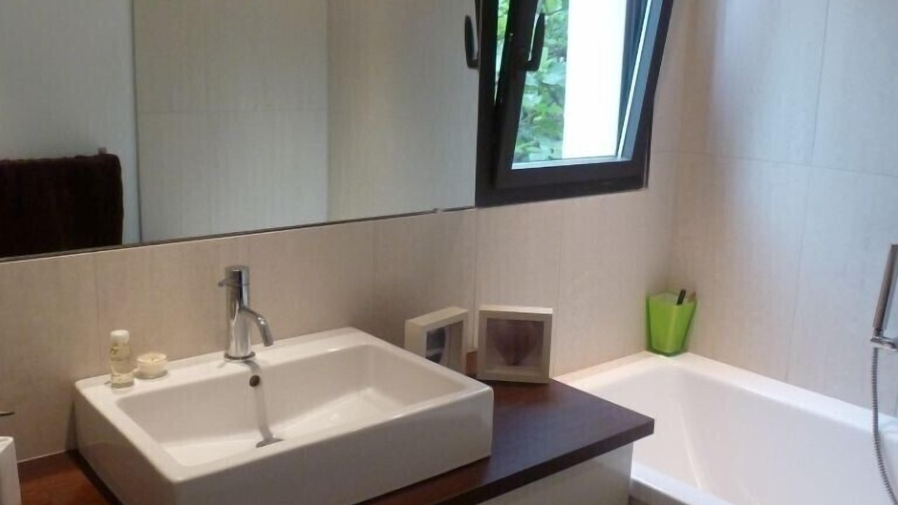 Photo of Bathroom in Cugnaux