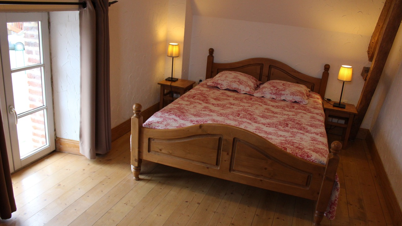 Photo of Bedroom in Tingry