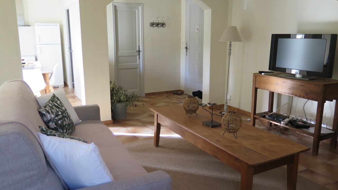 Photo of Livingroom in Apt