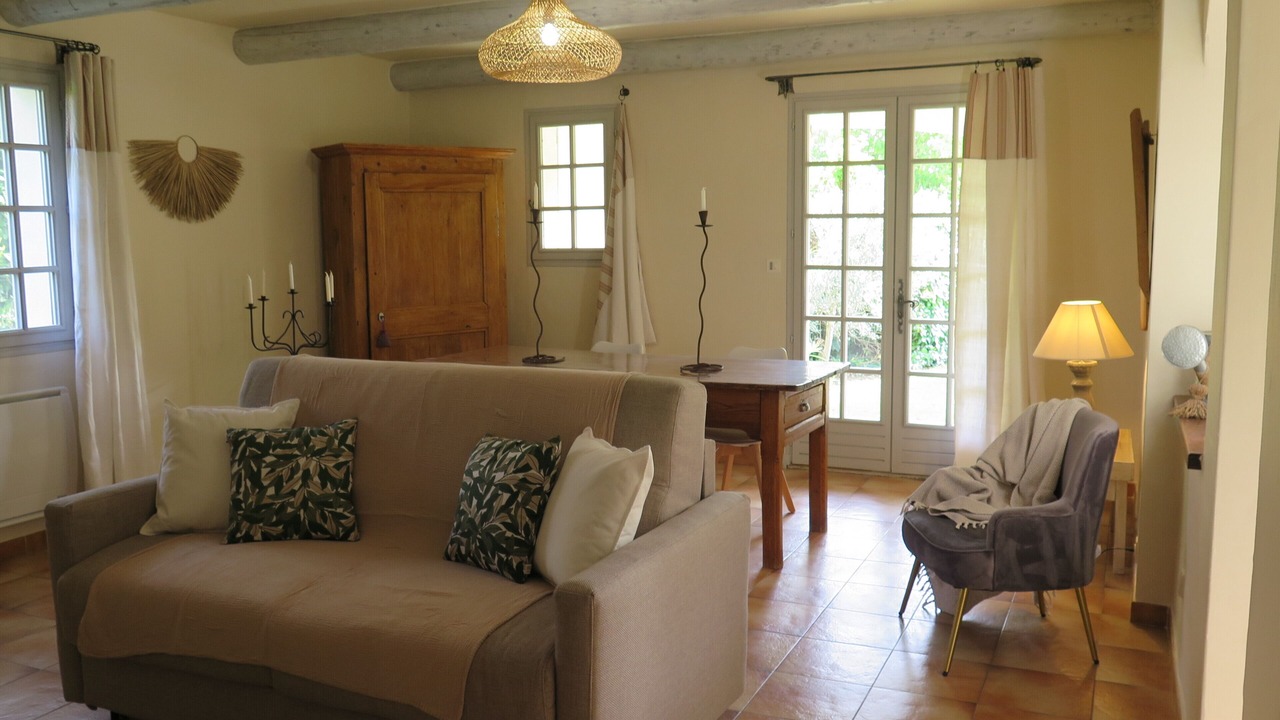 Photo of Livingroom in Apt