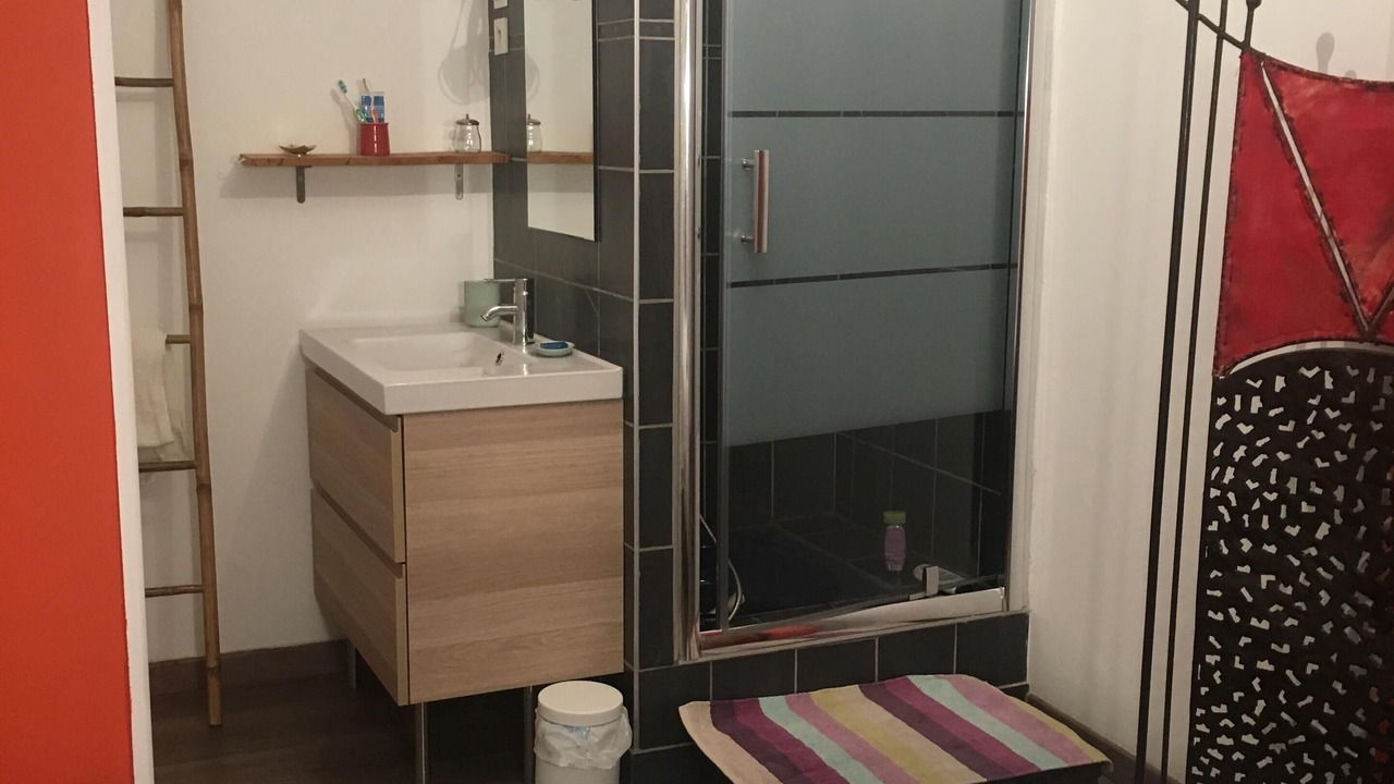 Photo of Bedroom in Hotel-de-Ville