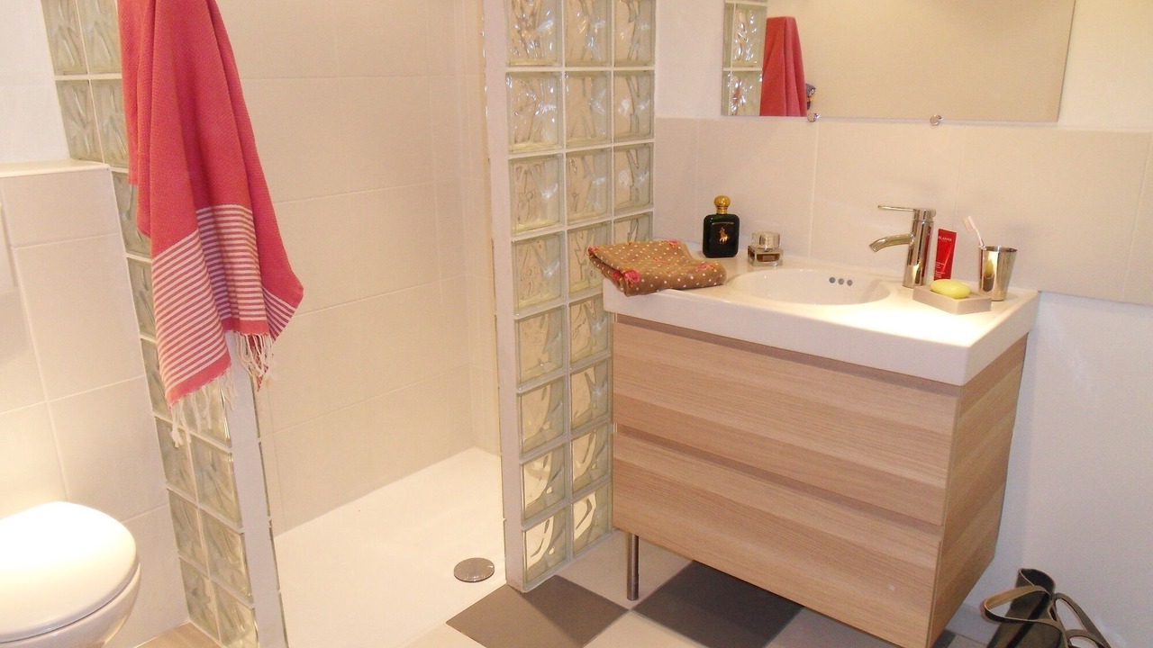 Photo of Bathroom in Saint-Jean-de-Fos