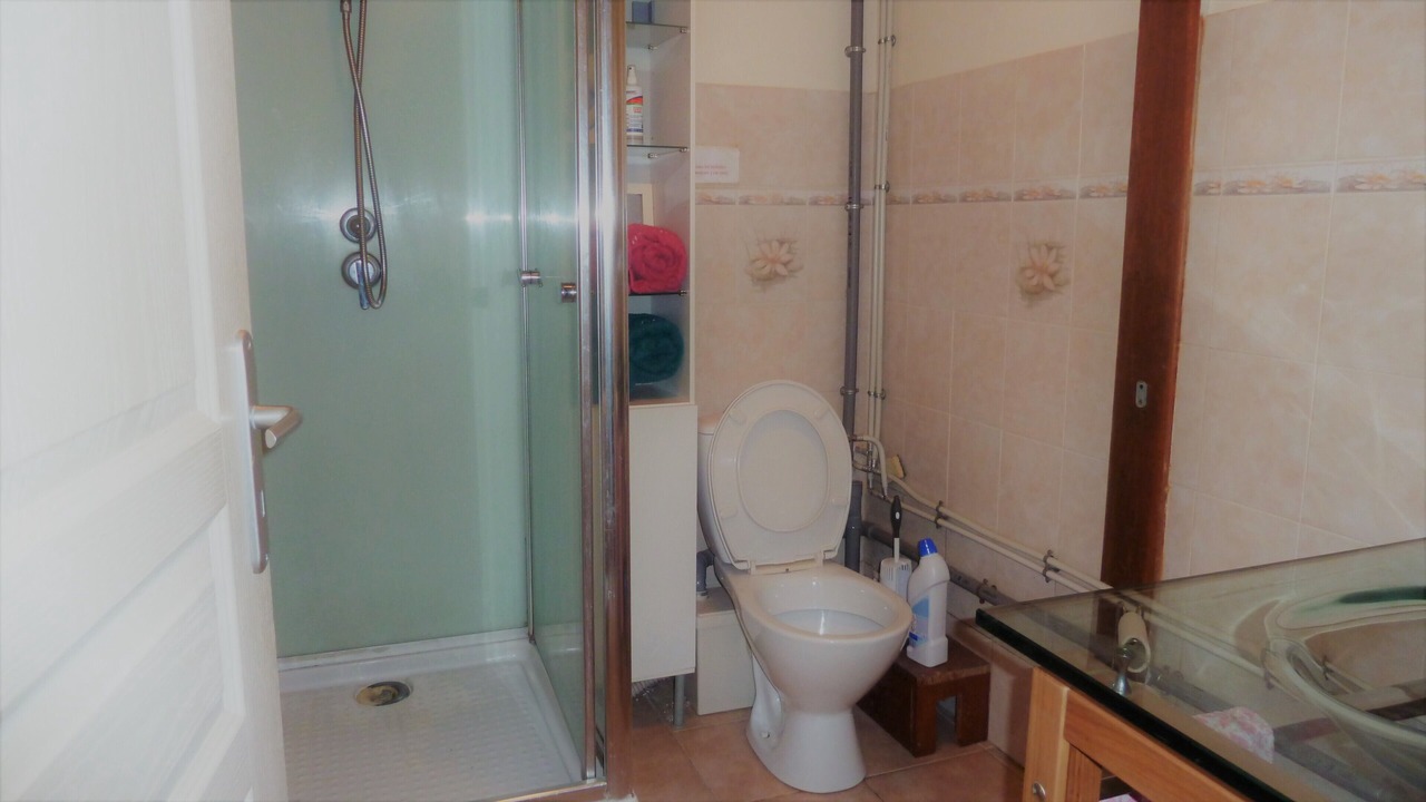 Photo of Bathroom in Nalzen