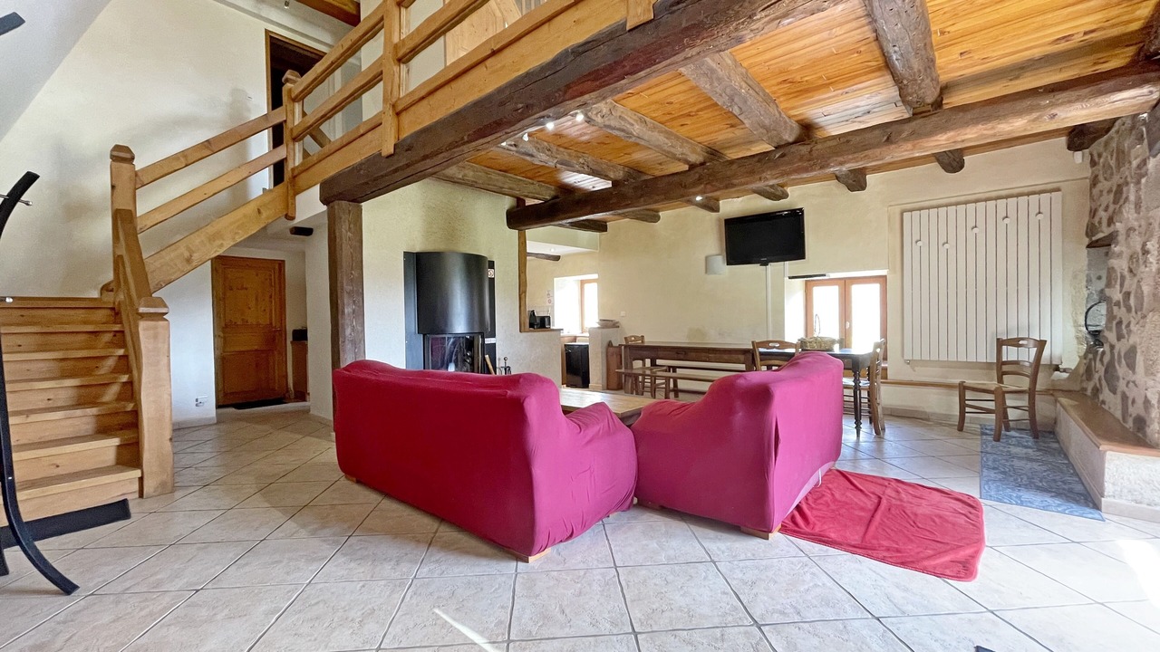 Photo of Livingroom in Saint-Jacques-des-Blats