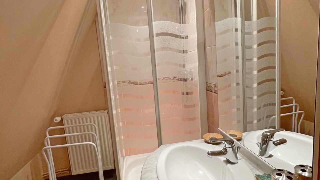 Photo of Bathroom in Saint-Jacques-des-Blats