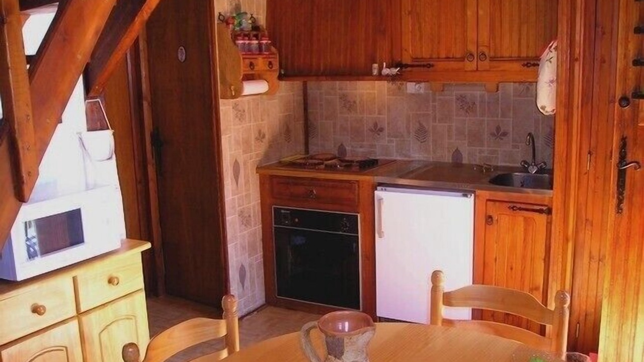 Photo of Kitchen in Pyrenees 2000