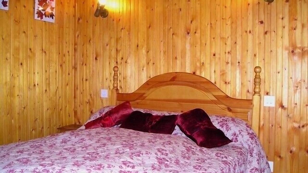 Photo of Bedroom in Pyrenees 2000