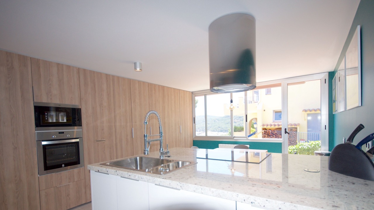 Photo of Kitchen in Tamariu
