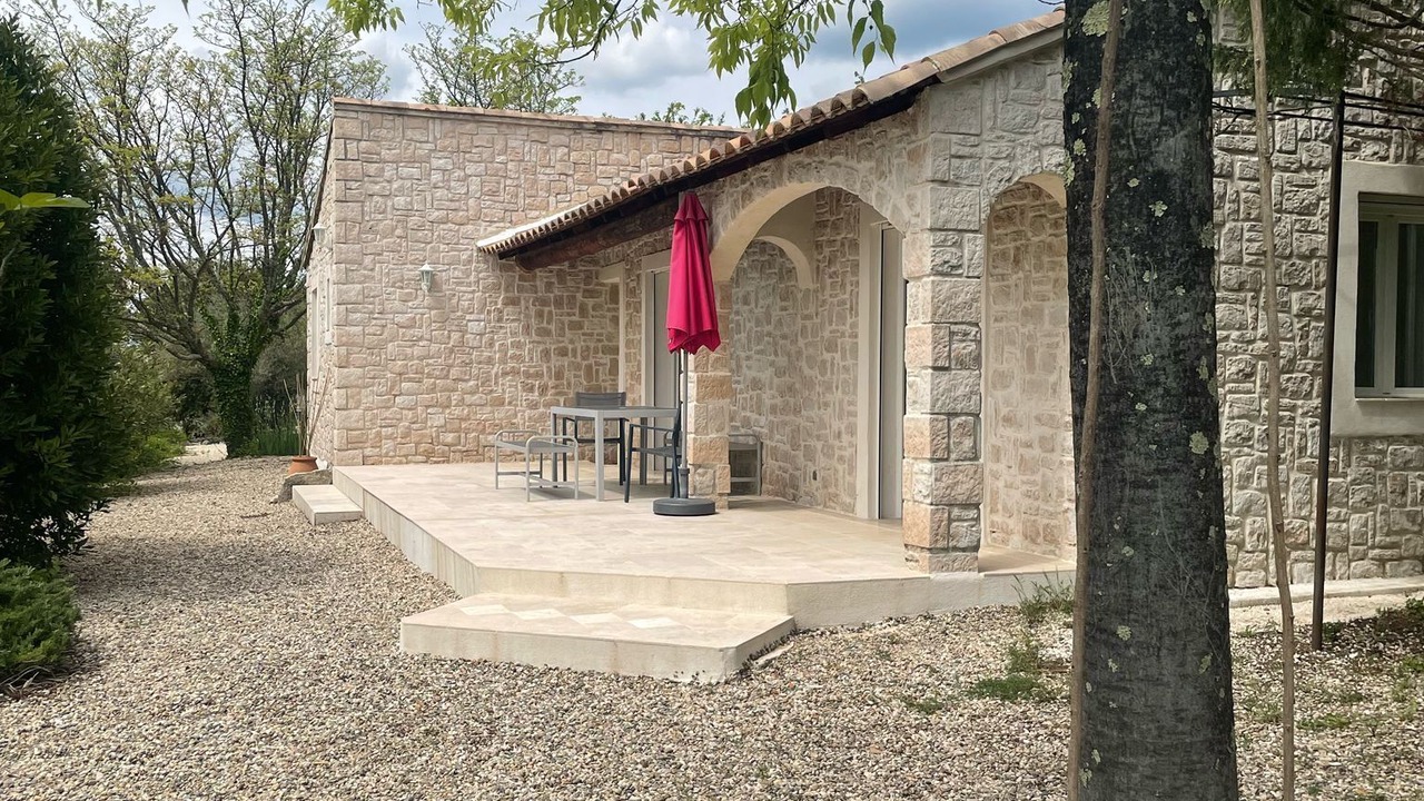 Photo of Patio Balcony in Orgnac-l'Aven