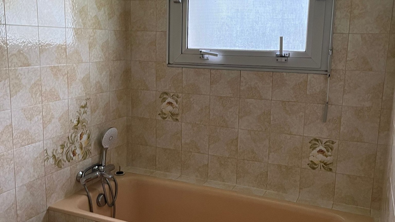 Photo of Bathroom in Sene