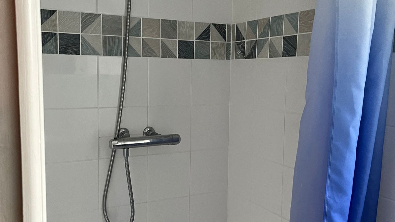 Photo of Bathroom in Sene