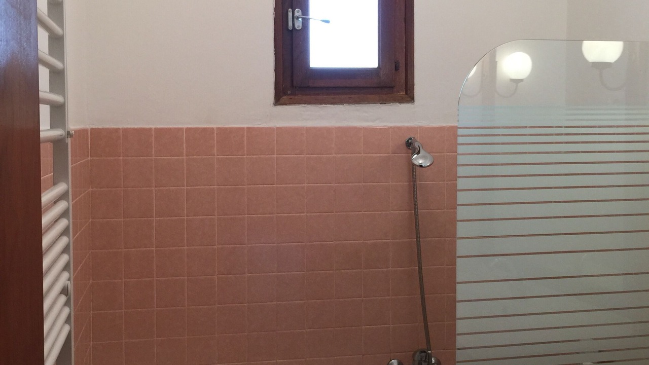 Photo of Bathroom in Letia