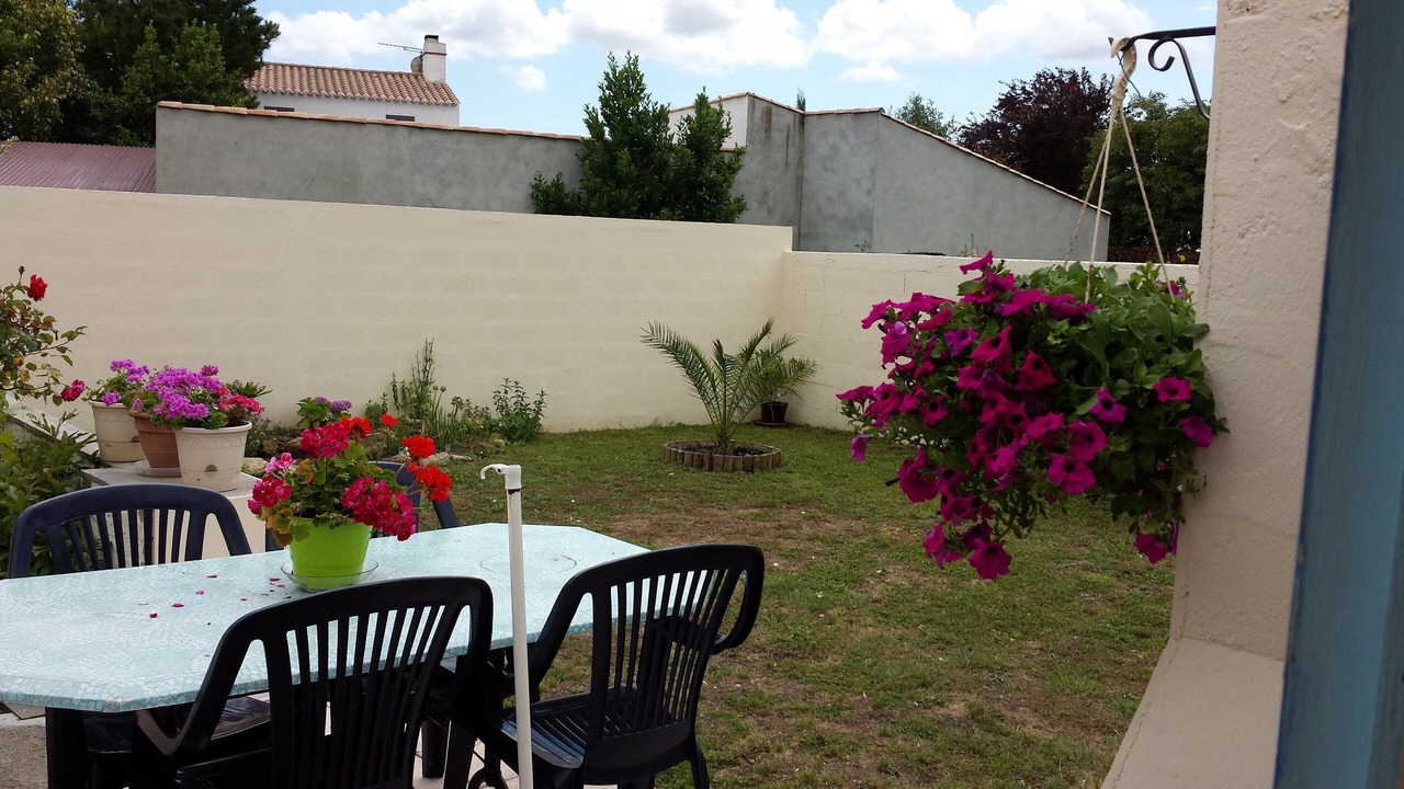 Photo of Outdoor in Bouin
