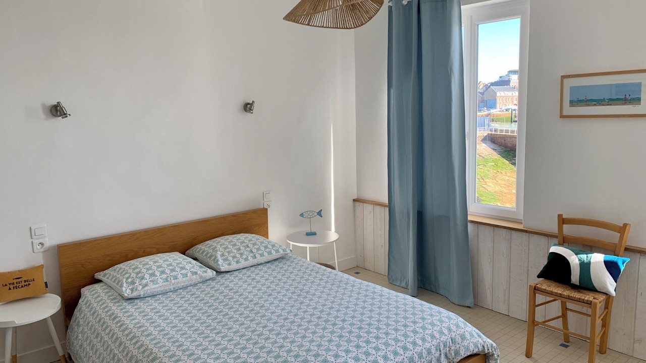 Photo of Bedroom in Fecamp