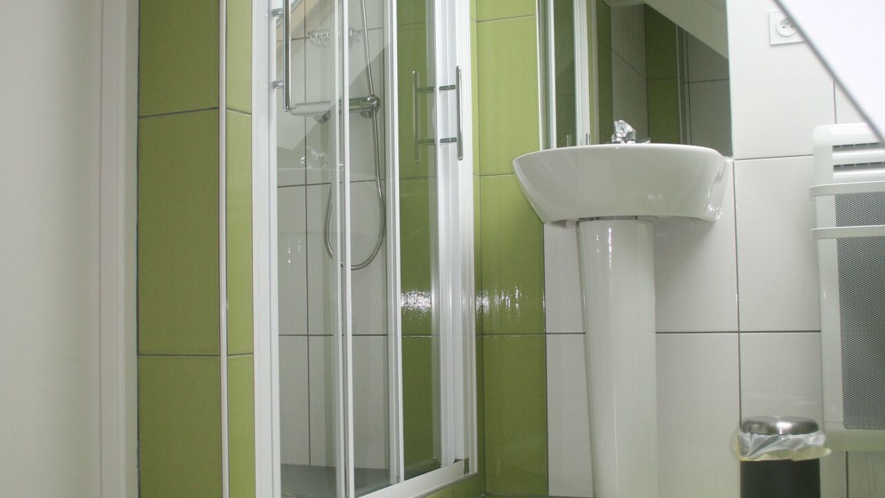 Photo of Bathroom in Les Rosiers-sur-Loire