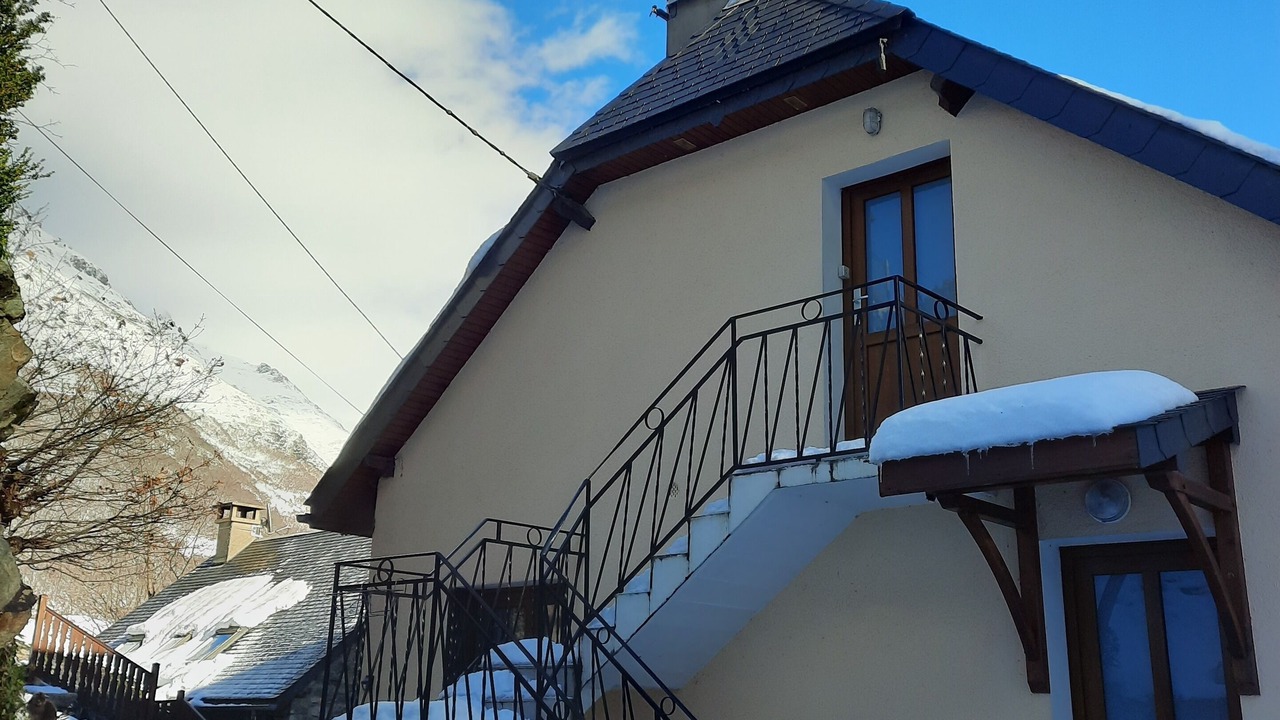 Photo of Outdoor in Gedre