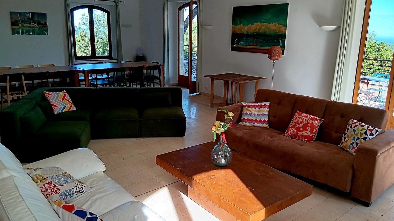 Photo of Livingroom in Colognac