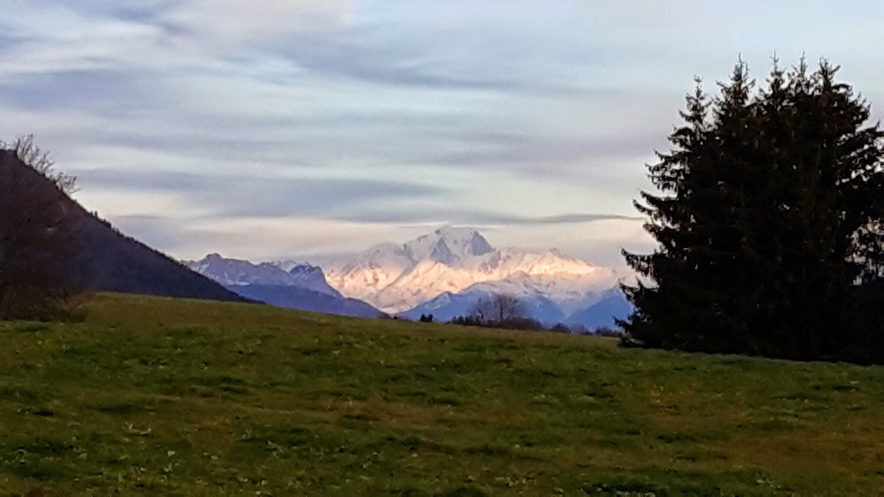 Photo of Outdoor in Corbel